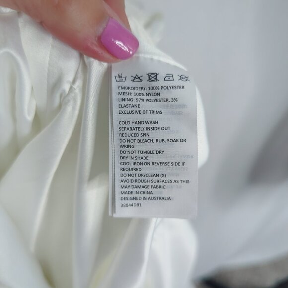 Bardot Lace Dress 8 Medium White Midi - Picture 10 of 10